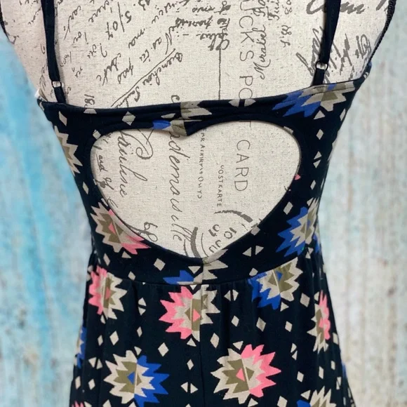 FOREVER 21 BLACK TRIBAL ROMPER WITH HEART CUT OUT BACK *SMALL *EMPIRE WAIST - Picture 9 of 11